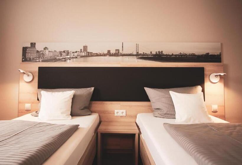 בית מלון כפרי Am Vogelsanger Weg