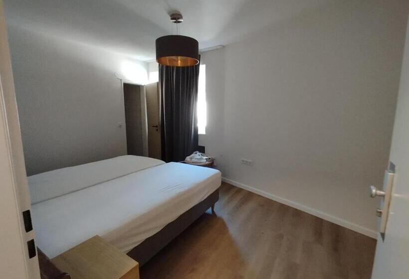 هتل Doerenkamp Self Check In