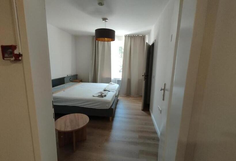 هتل Doerenkamp Self Check In