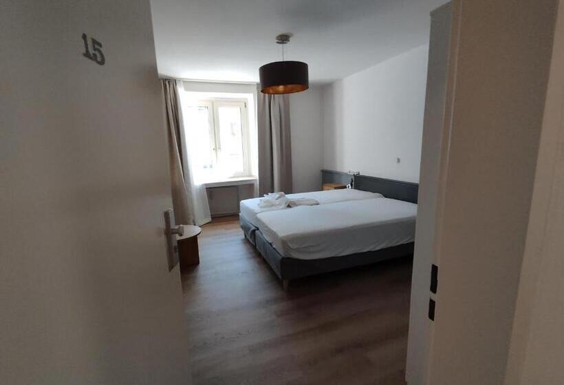 هتل Doerenkamp Self Check In