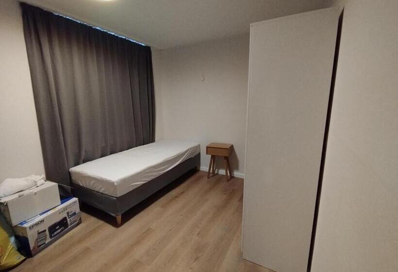 هتل Doerenkamp Self Check In