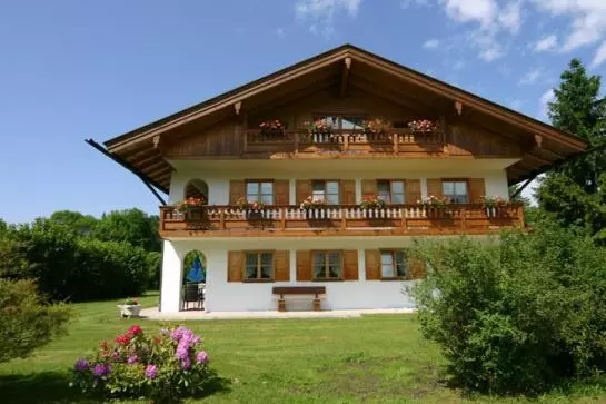 Majatalo Ferienwohnungen Gasthof Glasl