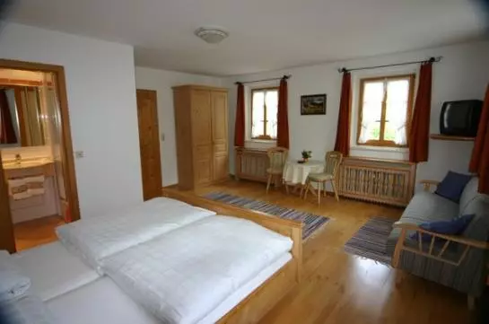Majatalo Ferienwohnungen Gasthof Glasl