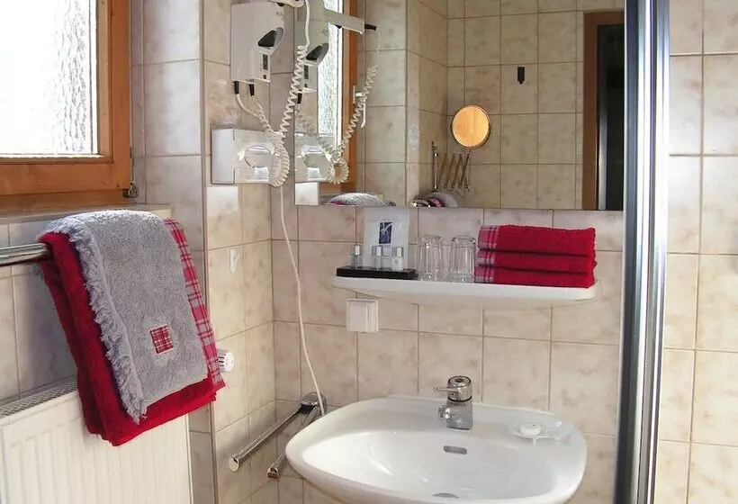 Отель Garni Haus Alpine Chiemgau Karte Inkl