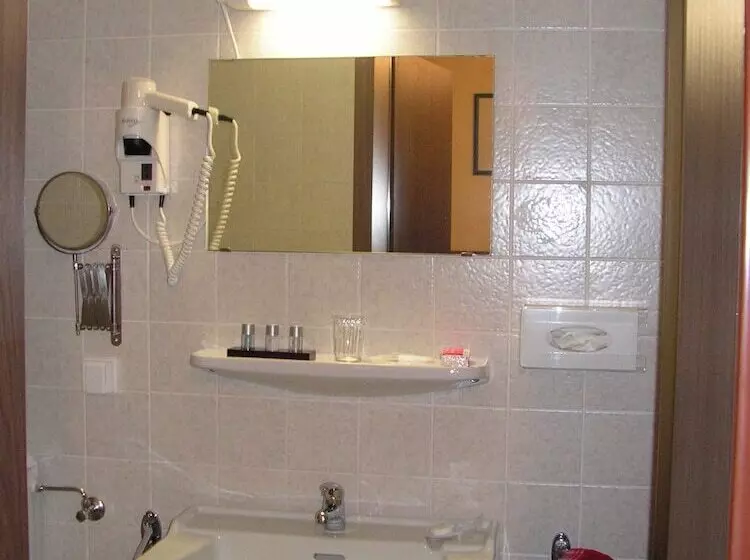 Отель Garni Haus Alpine Chiemgau Karte Inkl