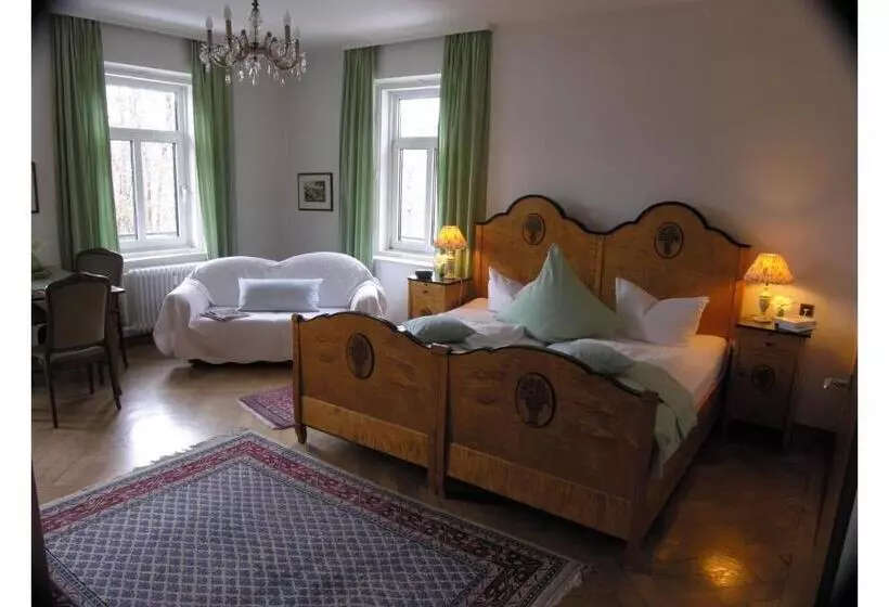 Отель Kolbergarten