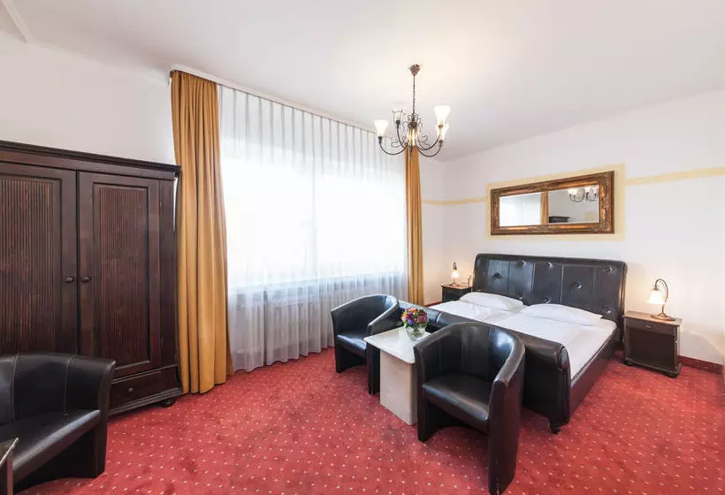 Отель Neues An Der Oper