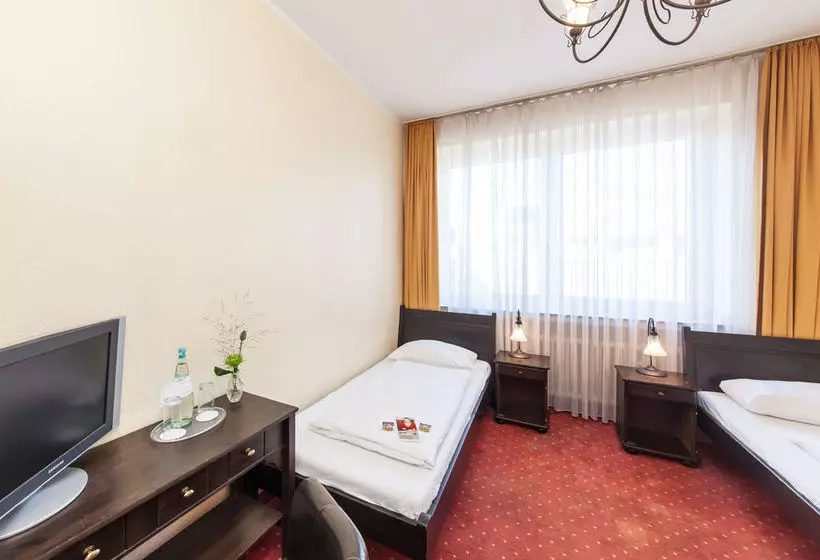 Отель Neues An Der Oper