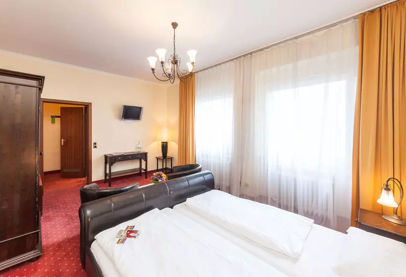 Отель Neues An Der Oper