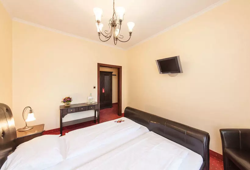 Отель Neues An Der Oper