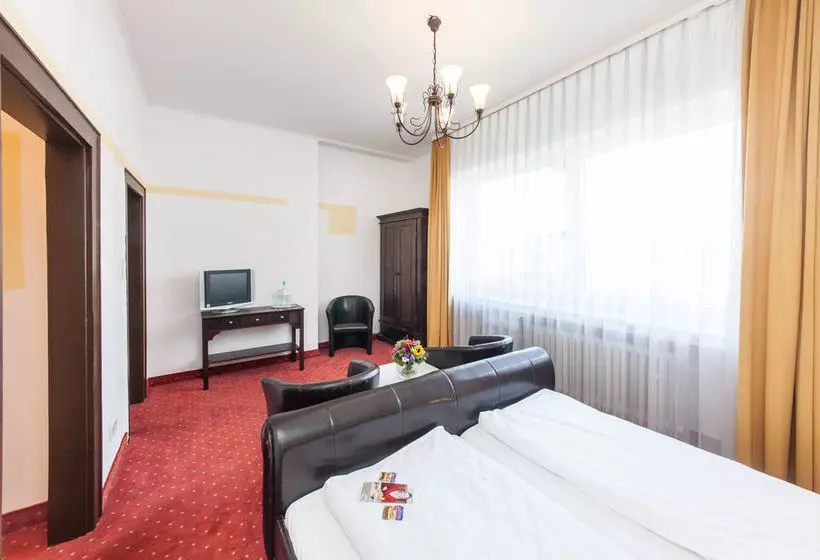 Отель Neues An Der Oper