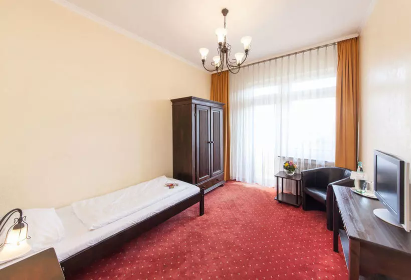 Отель Neues An Der Oper