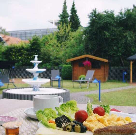 בית מלון כפרי Opal