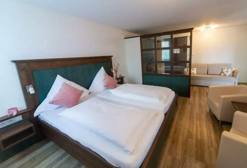 Hotel Restaurant Auerhahn