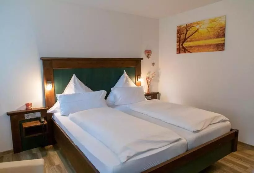 Hotel Restaurant Auerhahn