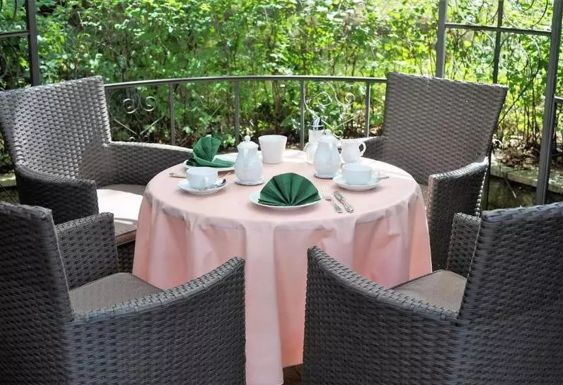 בית מלון כפרי Rheinland