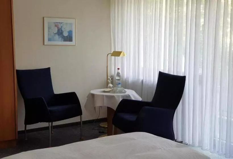 בית מלון כפרי Rheinland