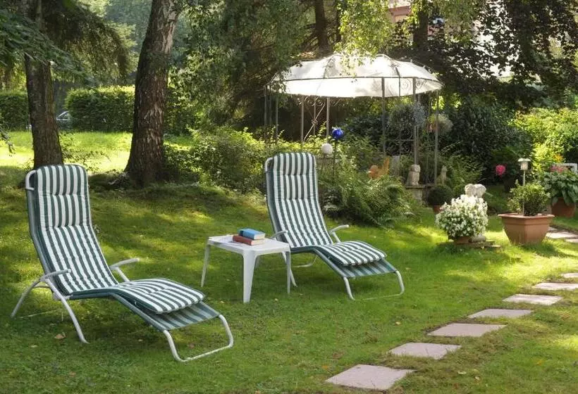 בית מלון כפרי Rheinland