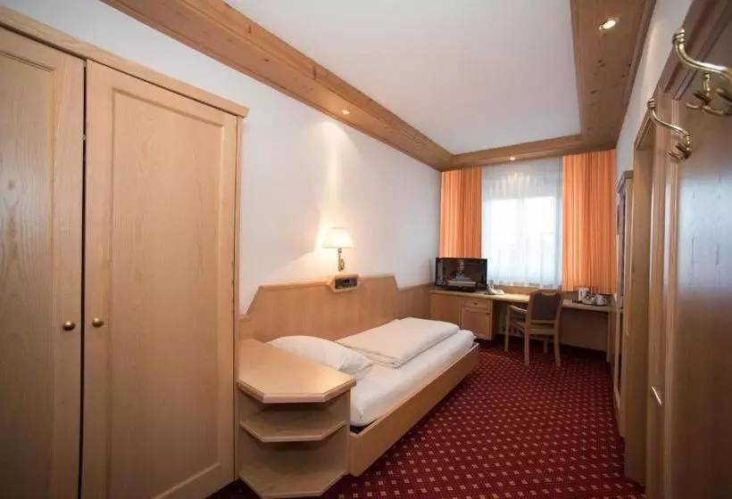 Отель Und Gasthof Soller