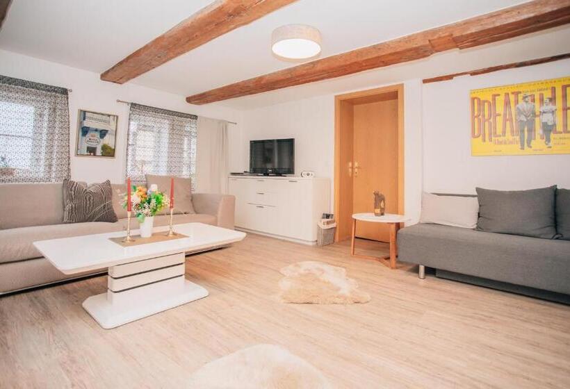 호텔 Zur Goldenen Sonne