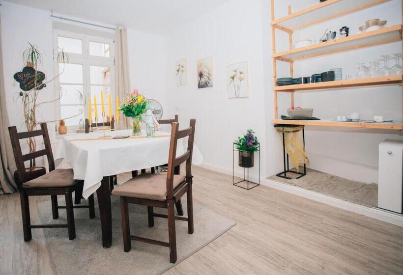 호텔 Zur Goldenen Sonne