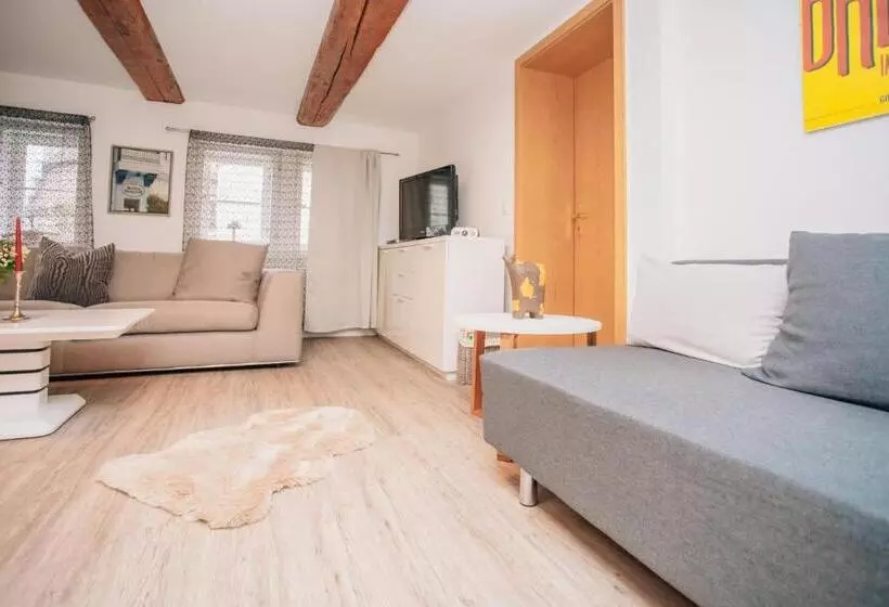 هتل Zur Goldenen Sonne