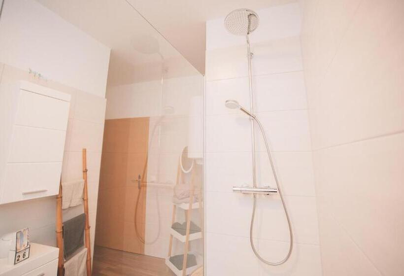 호텔 Zur Goldenen Sonne