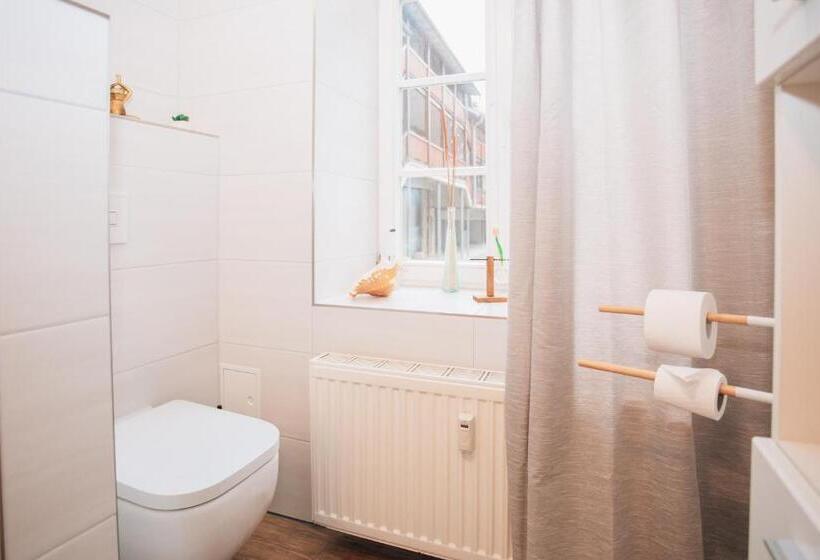 호텔 Zur Goldenen Sonne