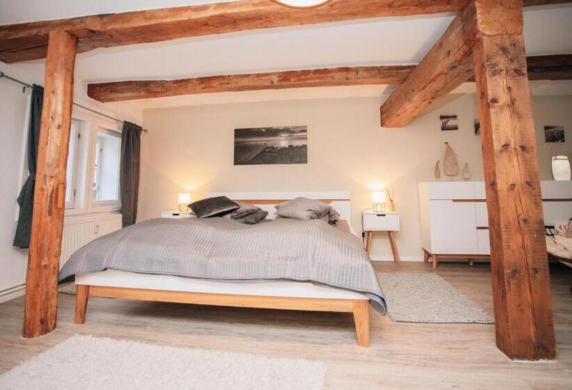 호텔 Zur Goldenen Sonne