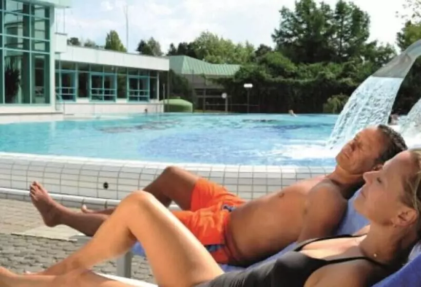 住所  As Hotel Vital