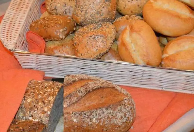 住所  As Hotel Vital