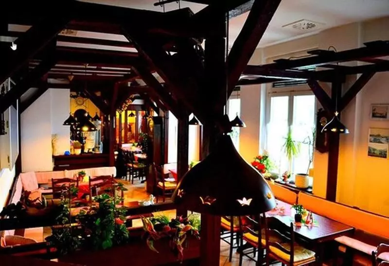 ベッドアンドブレックファースト Pension Dessauer Hof