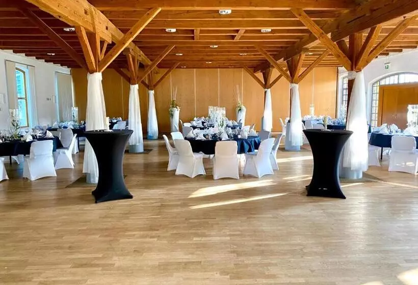 Deckert`s Hotel An Der Klosterpforte