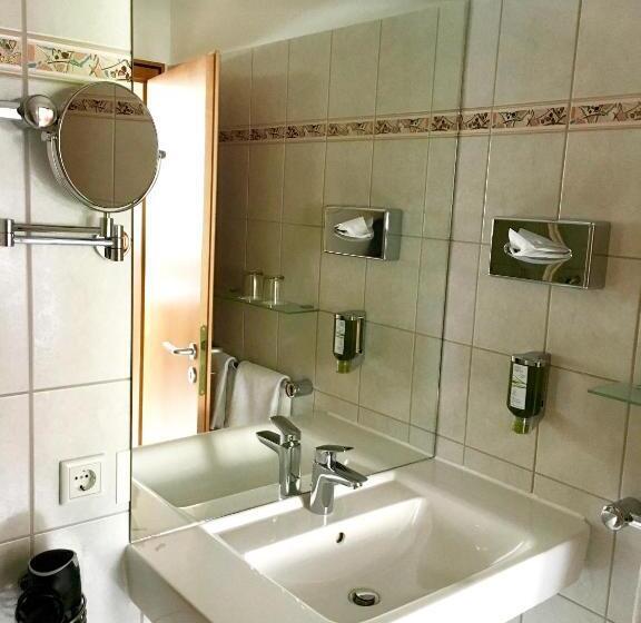 ホテル Alt Warburg