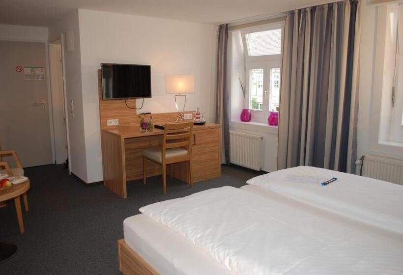 ホテル Alt Warburg