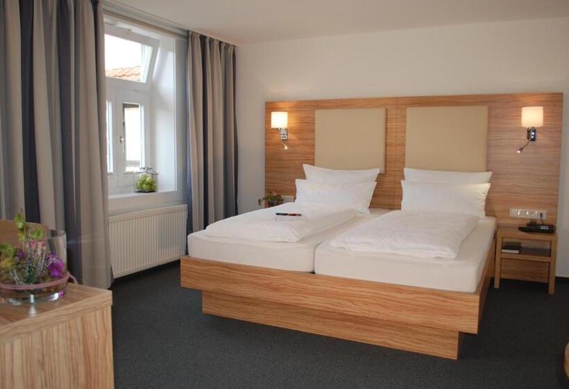 ホテル Alt Warburg