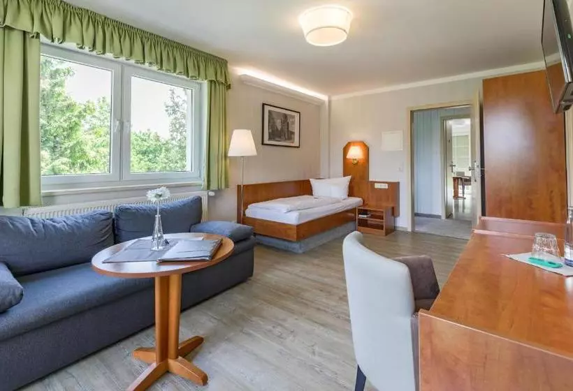 Отель Am Uenglinger Tor