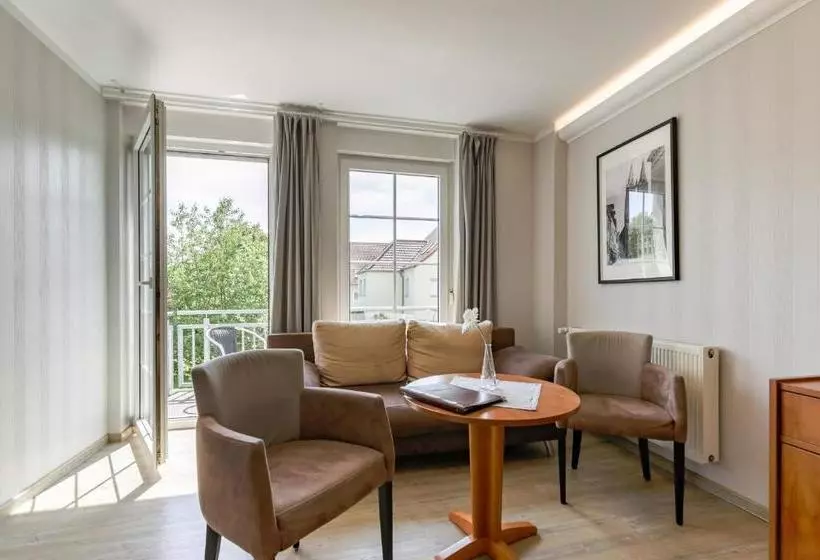 Отель Am Uenglinger Tor