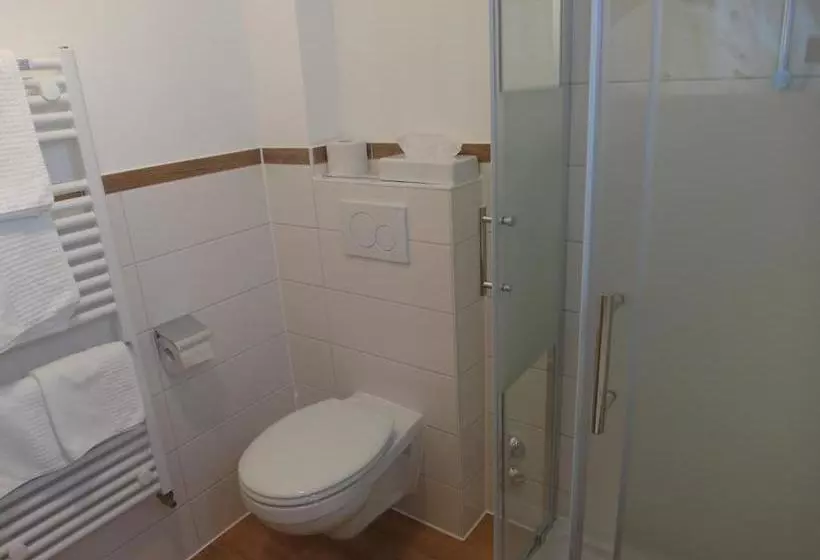 Landhotel Bergischer Hof Gmbh Marialinden