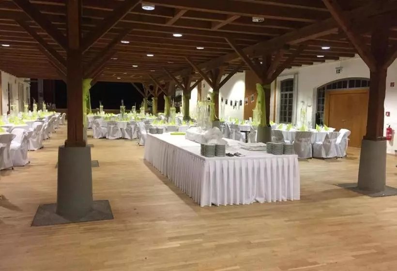 Deckert`s Hotel An Der Klosterpforte