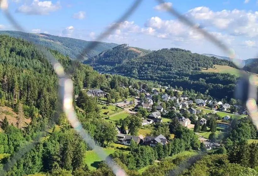 ホテル & Ferienappartements Edelweiss