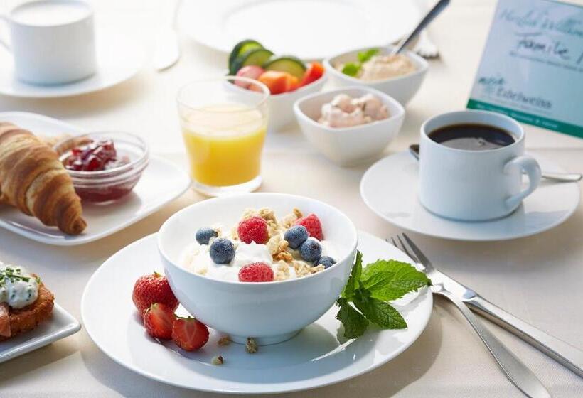 هتل & Ferienappartements Edelweiss