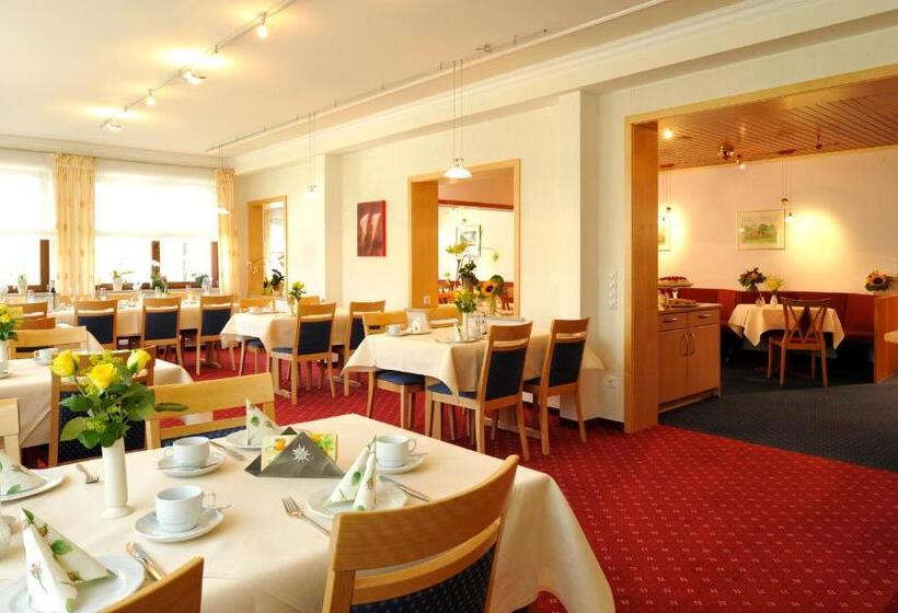 هتل & Ferienappartements Edelweiss