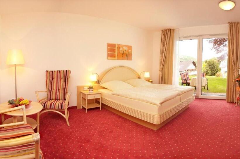 هتل & Ferienappartements Edelweiss