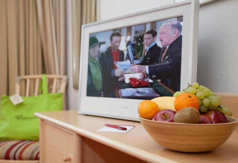 هتل & Ferienappartements Edelweiss