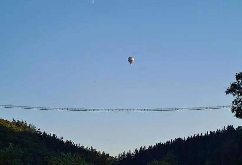 ホテル & Ferienappartements Edelweiss