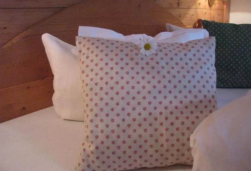 ホテル Ferienparadies Spielmannsau