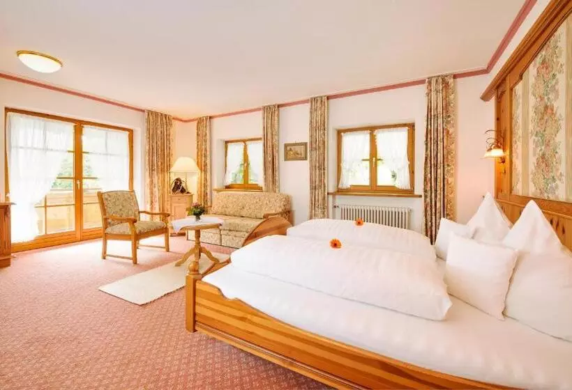 ホテル Ferienparadies Spielmannsau