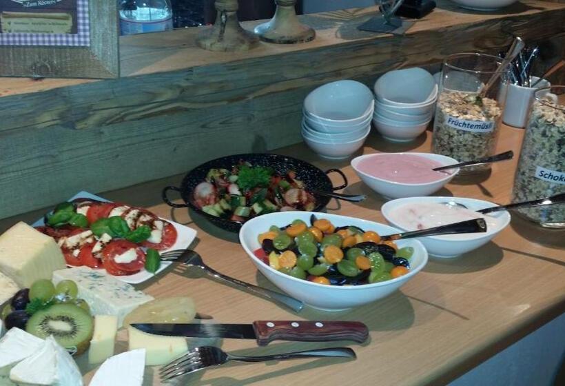 호텔 Garni Kaiserpfalz