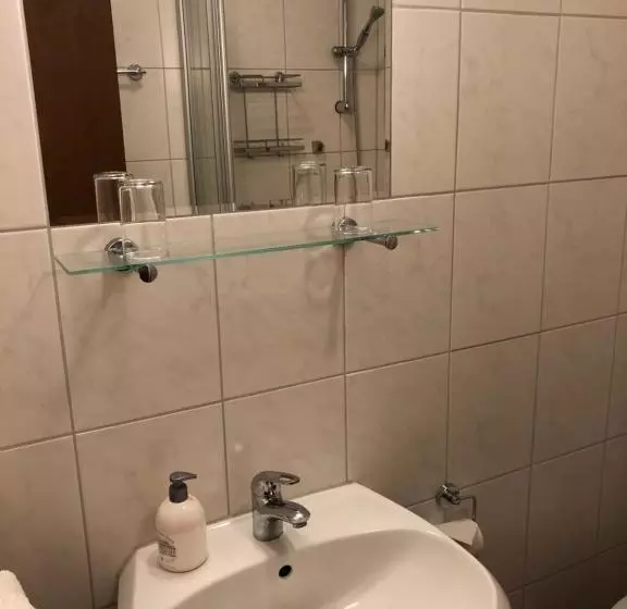 Отель Restaurant Lenhsen